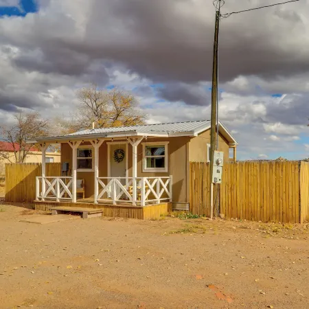 Yard, Deck, Grill! Desert Hideaway By Jemez Canyon
