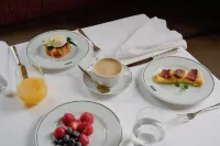 Gebhards Hotel - breakfast