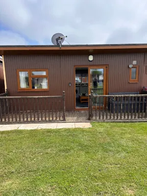 Cabin Sleeps 2 With Heating - Chalets
