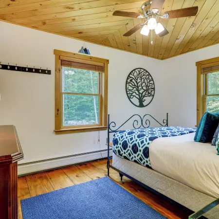 Ski Okemo & Hike: 3BR Vermont Cabin
