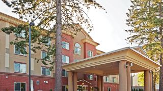 holiday-inn-express-and-suites-lacey-olympia