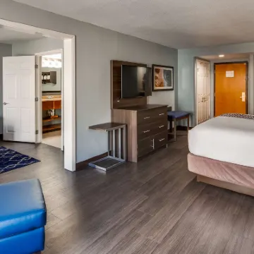 Best Western Plus Champaign/Urbana Inn Hotels near Armory House