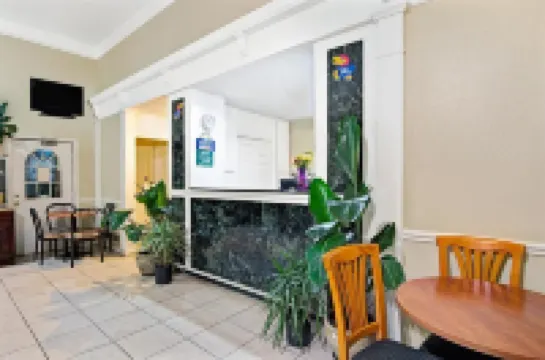 Days Inn by Wyndham KU Lawrence