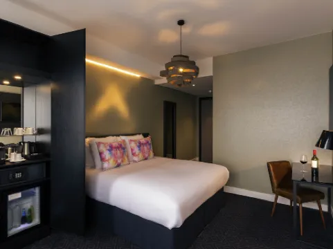 Mercure Amsterdam Sloterdijk Station Отели рядом со станцией Слотердижская станция