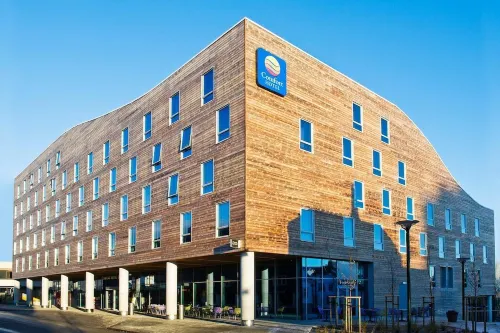 Comfort Hotel Square - 4-Star