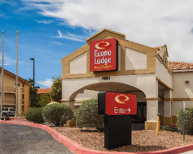 Econo Lodge Inn & Suites