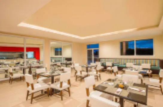 Four Points by Sheraton Puntacana Village