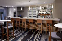Fairfield Inn & Suites Montreal Airport Отели в г. Дорваль