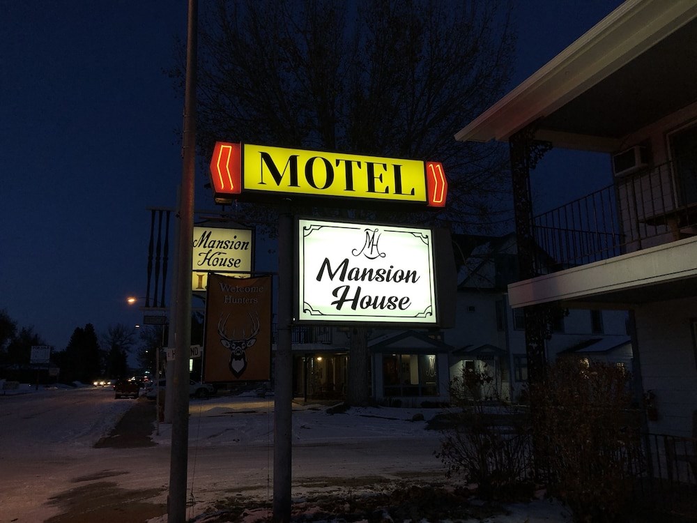 Mansion House Motel