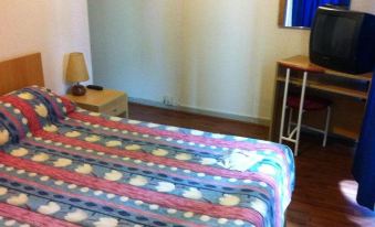 Pensao Bela Figueira - Housity