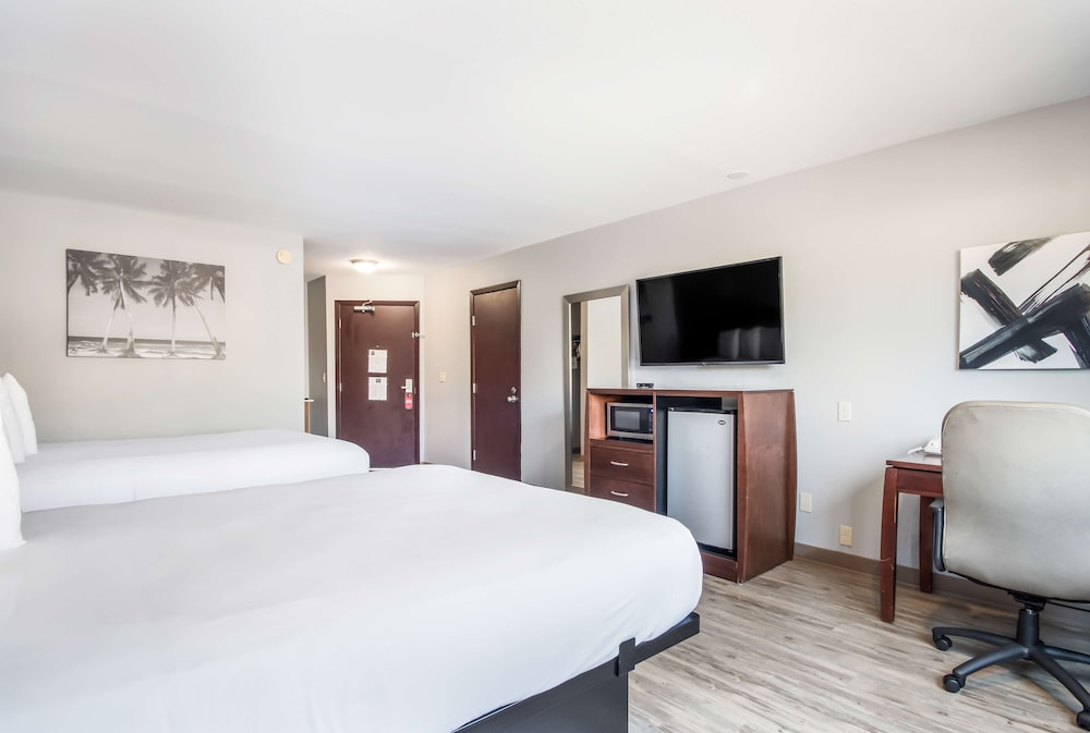 Red Lion Inn & Suites Vancouver