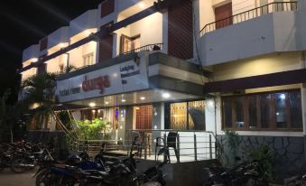 Hotel New Durga Lodging - Housity