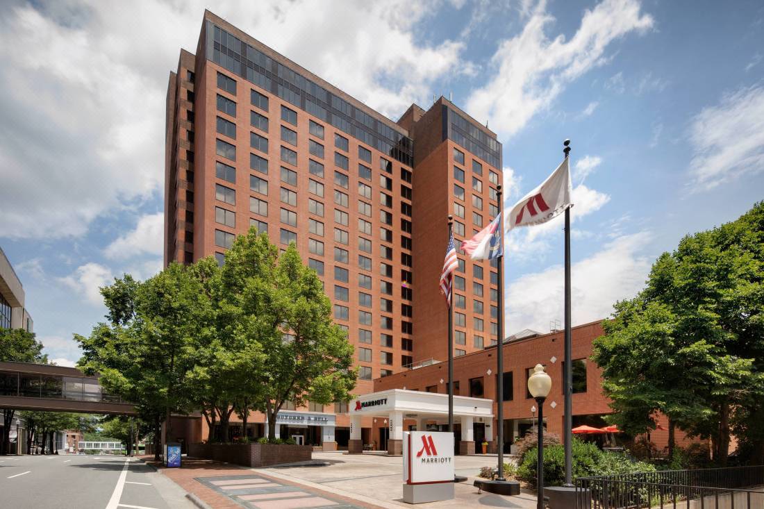 marriott hotels in spring lake nc