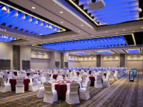 ฮอลิเดย์ อินน์ เอดมันตัน เซาท์ - เอวาริโอ อีเวนท์ส บาย IHG โรงแรมในเอ็ดมอนตัน