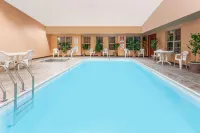 Ramada by Wyndham Sellersburg/Louisville North