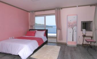 Changwon Santorini Pension