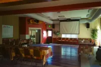 A Riverside Inn Travelodge by Wyndham