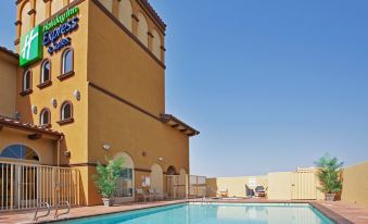 Holiday Inn Express & Suites Willows