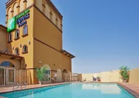 Holiday Inn Express & Suites Willows