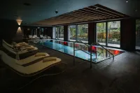 Bergwelt Grindelwald | Alpine Design Resort - piscina