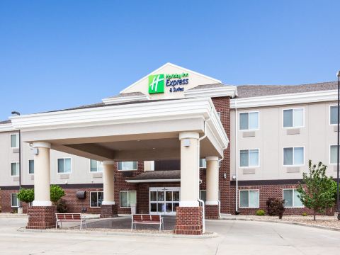 Holiday Inn Express & Suites Dickinson