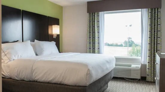 Holiday Inn Express & Suites Sweetwater