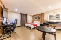 Boutique Hotel XYM فنادق في سوون
