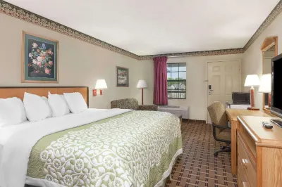 Days Inn by Wyndham Lexington Hotels in 