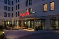 Hampton by Hilton Munich City North - Tiny houses