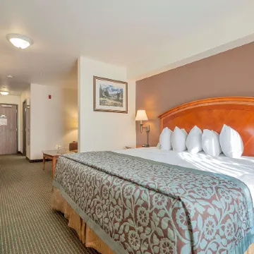 Days Inn by Wyndham Manitou Springs Отели рядом с достопримечательностью «Музей Гоуст Таун (Город-Призрак)»
