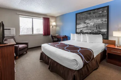 Super 8 by Wyndham Dubuque Hôtels à : Dubuque