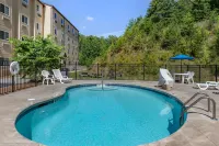 Microtel Inn & Suites by Wyndham Sylva Dillsboro Area Hotels in Barkers Creek