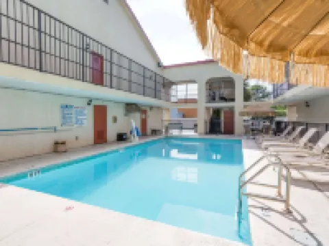 Days Inn by Wyndham Destin Hotels in Destin