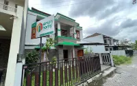 Homestay Jogja Dekat Ambarukmo by Simply Homy