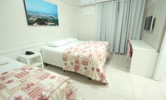 Life Hotel Torres - Housity