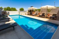 Hotel Royal - Pools