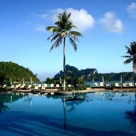 Phi Phi Island Cabana Hotel