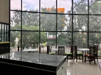 Agogo Downtown Hotel Surabaya - petit déjeuner