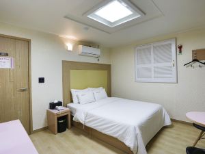 Geumjeong Cheong Motel