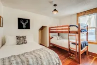 North House - Rocky Mountain Retreat- Enormous House Sleeps 23