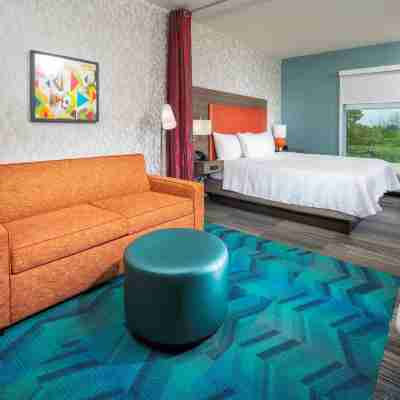 Home2 Suites by Hilton Minneapolis Mall of America Rooms