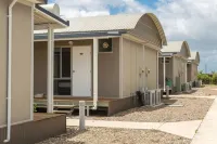 Merinda Village Hotel Hotels near Dog-off-leash Beach