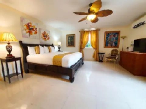 Ocean West Boutique Hotel Hotels in Nassau