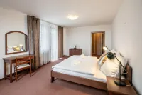 Pytloun Wellness Hotel Hasištejn Hotels in 