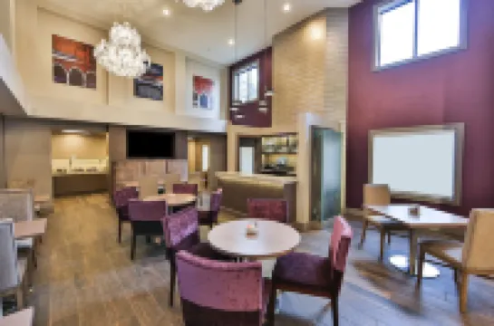 DoubleTree by Hilton Hotel Atlanta-Alpharetta