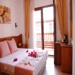 Limon Otel Pansiyon 2 - Parvekkeita