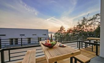 Yeosu Jplus Pension