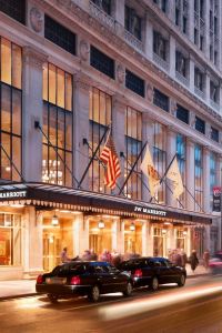 Les 10 meilleurs hôtels proches de Frank Lloyd Wright Building Conservancy  dès 32EUR 2023 | Trip.com
