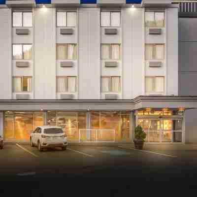 Best Western Plus Columbia River Hotel Hotel Exterior