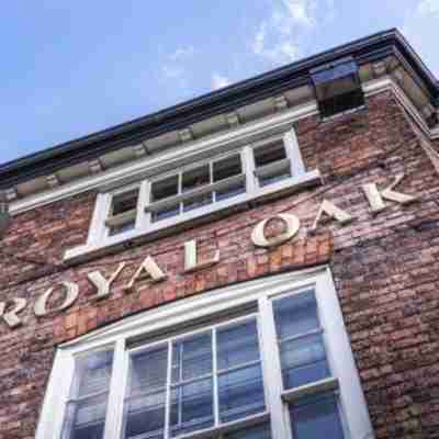 The Royal Oak Hotel, Welshpool, Mid Wales Hotel Exterior